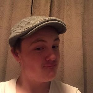 Meet your Posher, Andrew